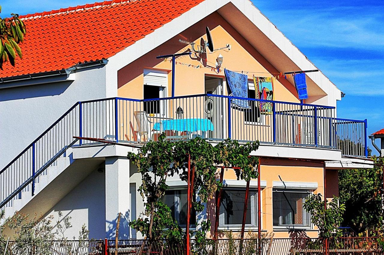 Apartment Mary Sukošan Eksteriør bilde